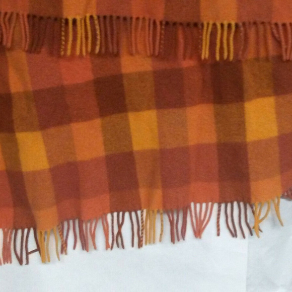 More Blankets all are discounted - Picture 2 of 3